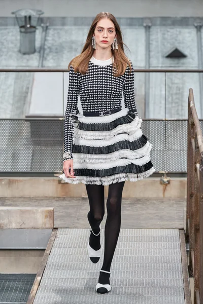 Look 62